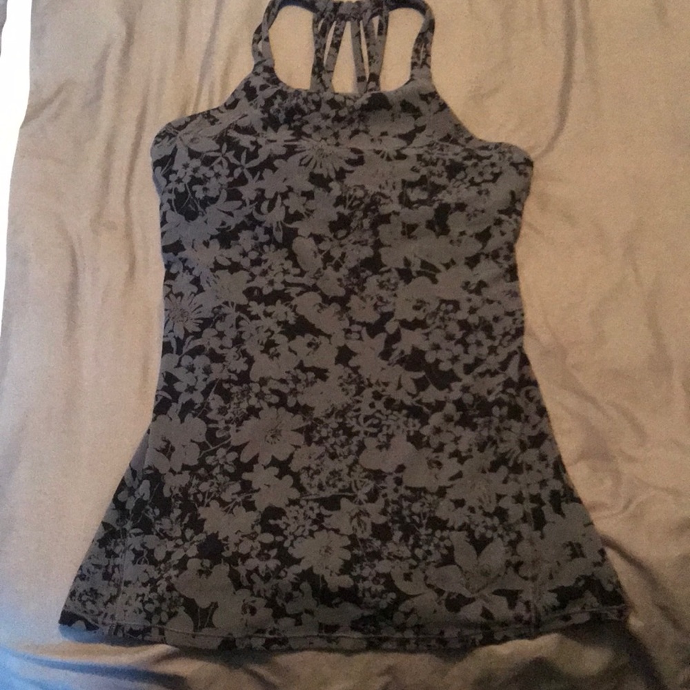 Lulu workout tank